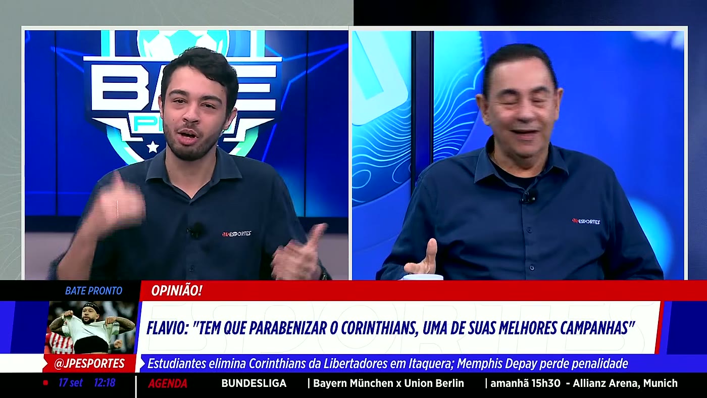 Flávio Prado conversa com o apresentador do Bate Pronto sobre a eliminação do Corinthians