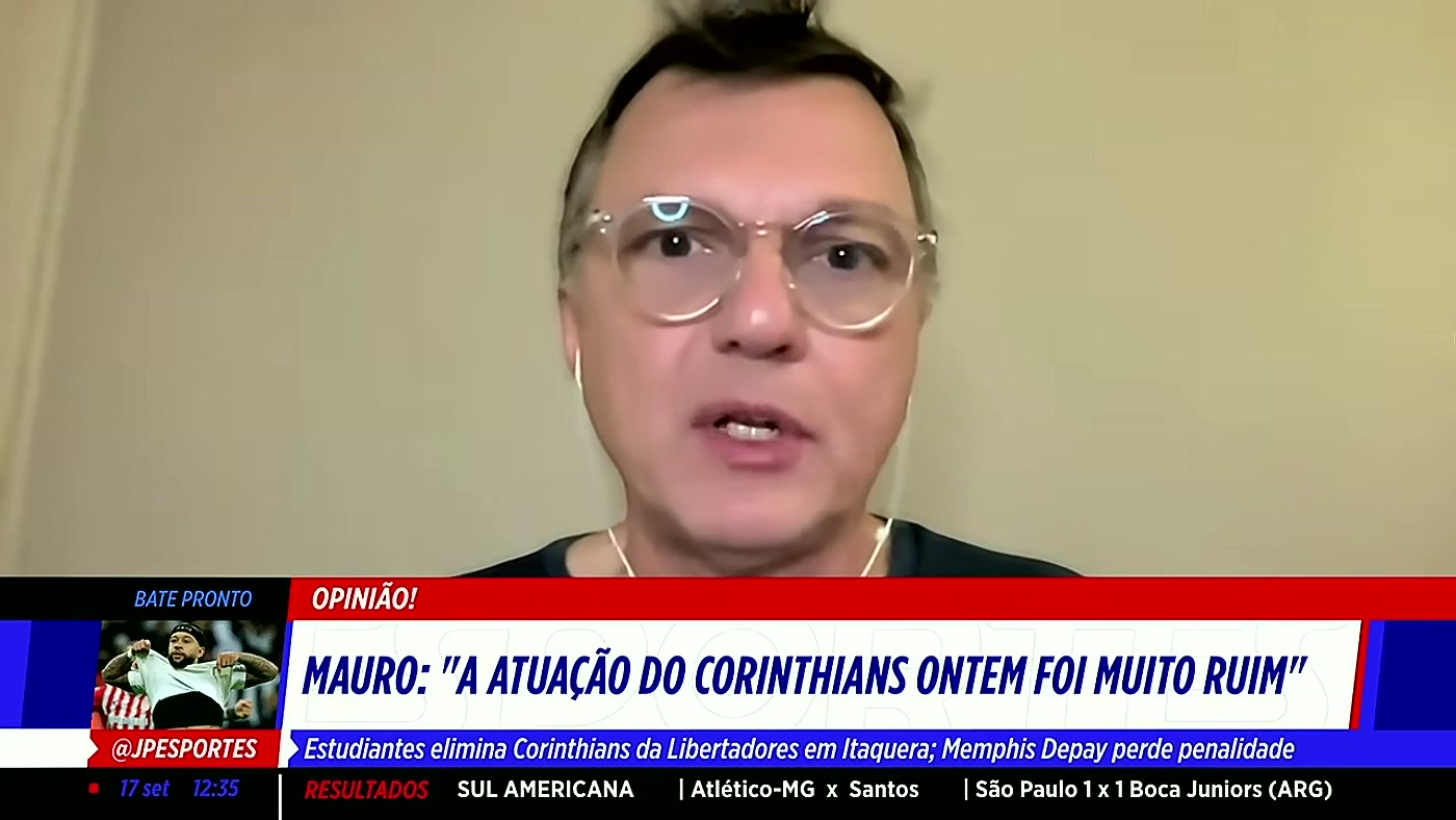 Mauro Cezar comenta ao vivo o pênalti perdido por Memphis Depay contra o Corinthians