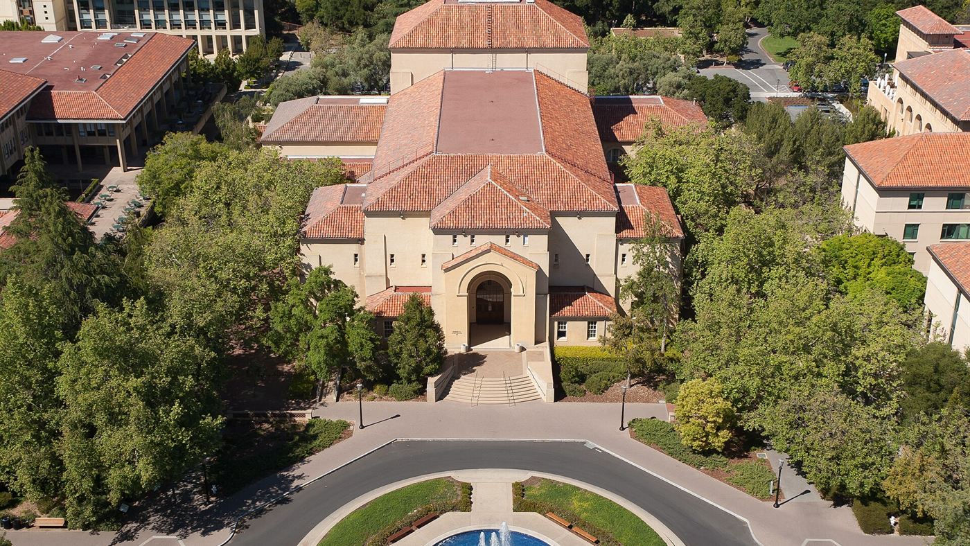 Salto quântico no som: campus da Universidade Stanford, nos Estados Unidos, onde fica o laboratório do experimento