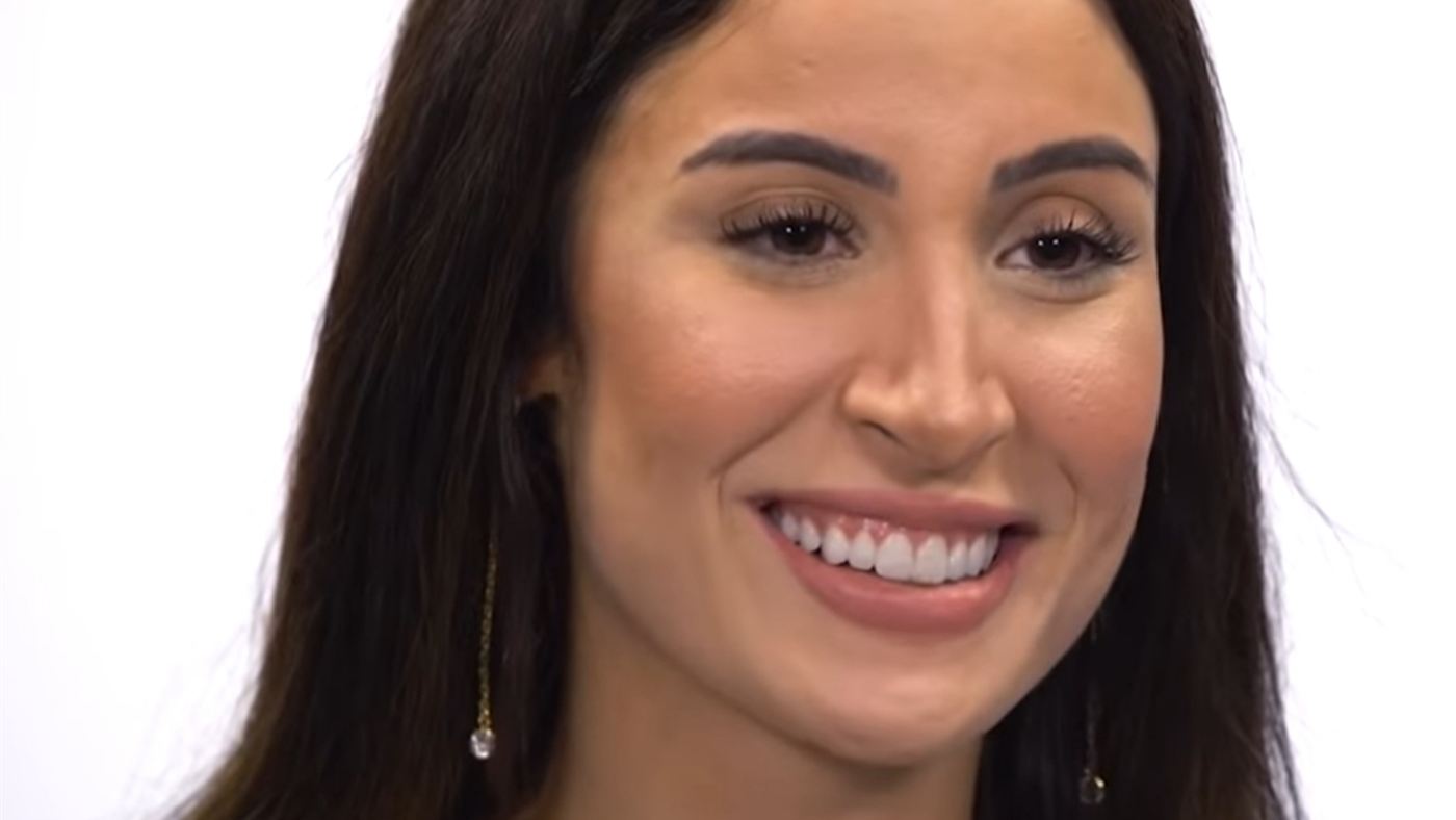 Retrato de Bianca Andrade sorrindo, pauta bianca andrade ciume fred bruno