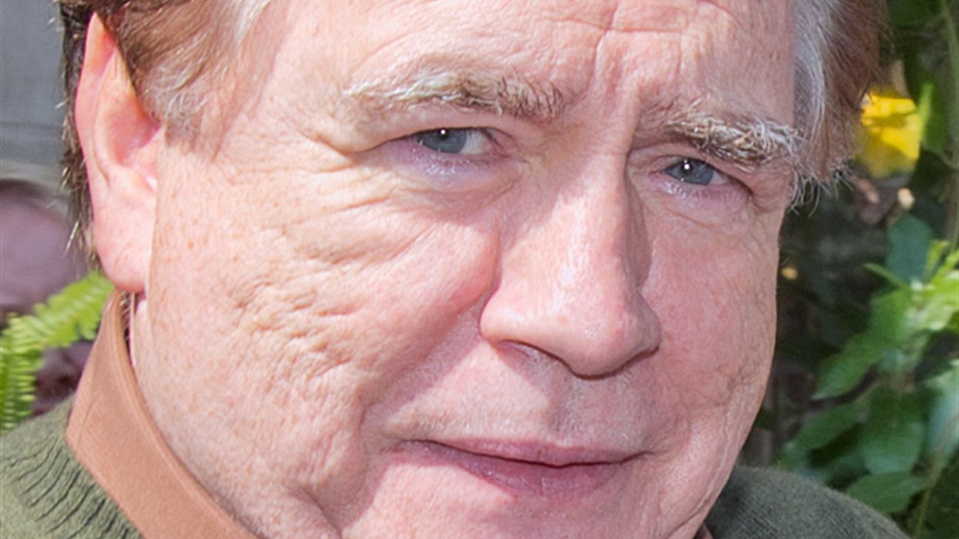 Brian Cox, ator que mora a 9 minutos a pé da mulher Nicole Ansari-Cox