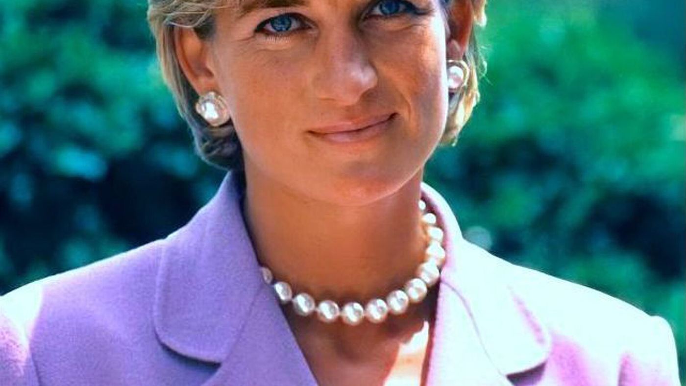 Diana, princesa de Gales, tema do livro em que Earl Spencer cita Charles