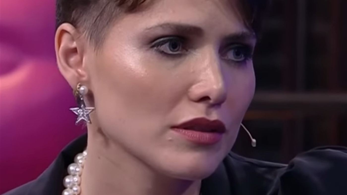 Letícia Colin em participação de TV