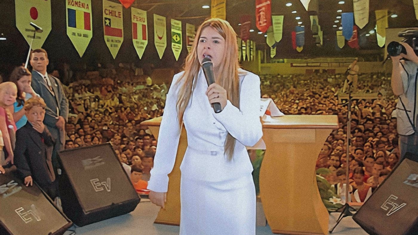 Mara Maravilha discursando em evento de arquivo, antes da separação de Gabriel Torres