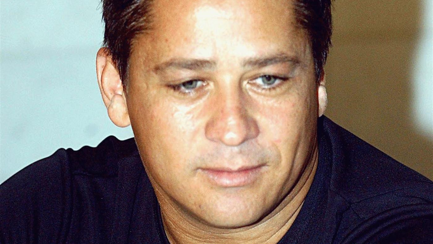 Leonardo, cantor sertanejo, em foto de perto usada para ilustrar a matéria sobre os 21 dias sem álcool