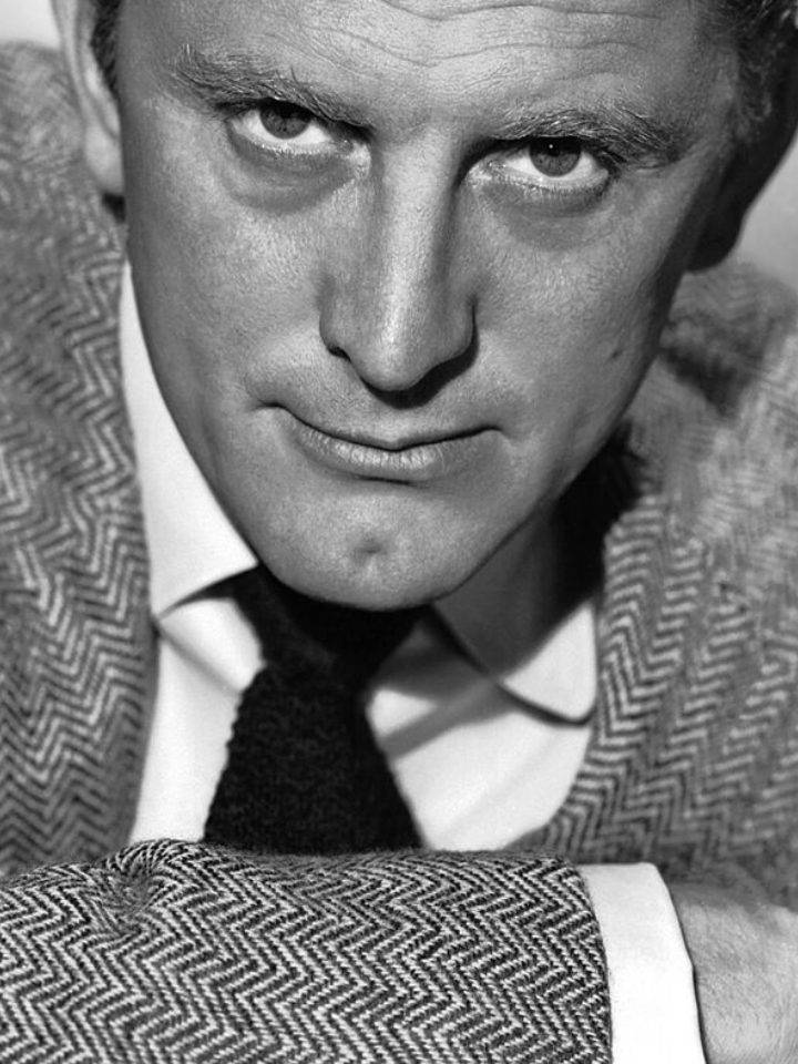 Ator que viveu até os 103 anos e fez 90 filmes