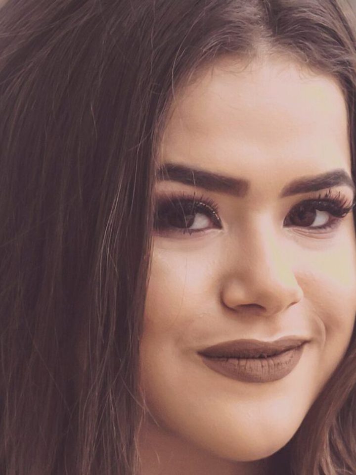 Maisa chama amiga de alma gêmea em viagem à Grécia