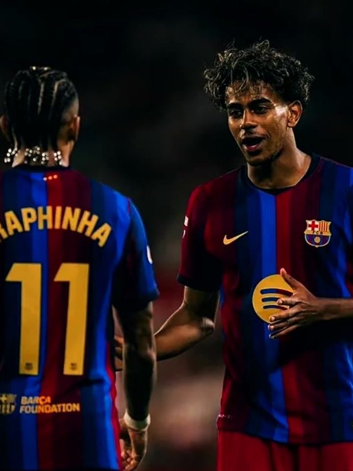 Raphinha bate recorde de gols de Messi no Barcelona