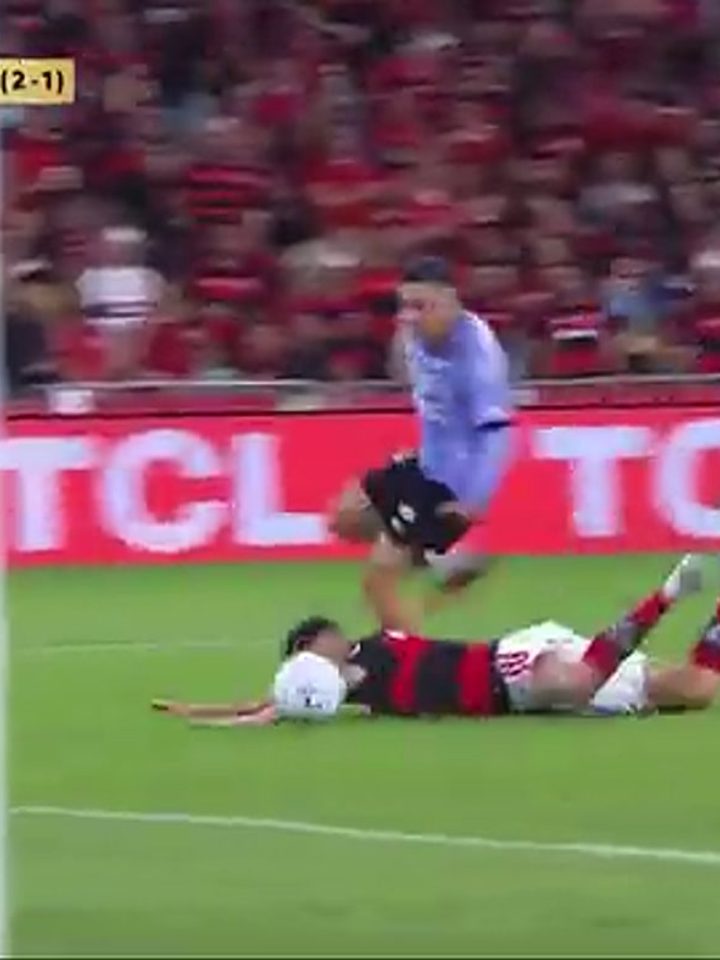 Gol de Reasco cala o Maracanã
